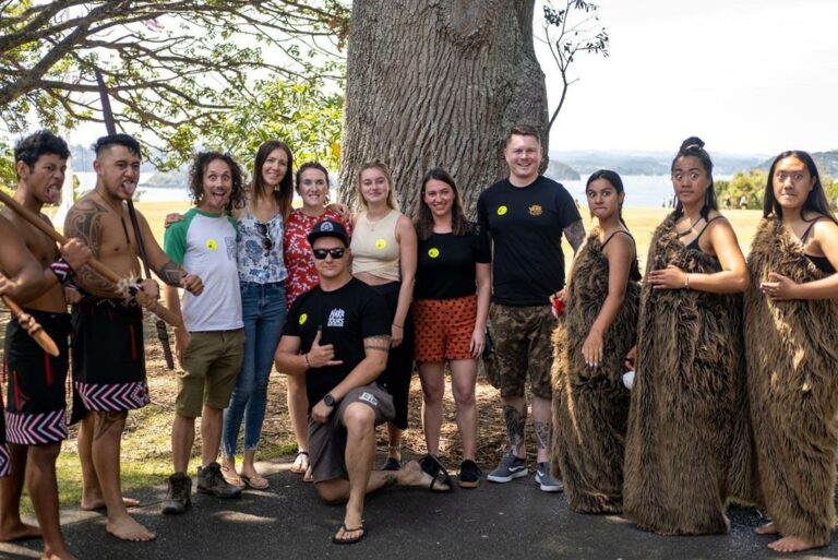 Bei den Waitangi Treaty Grounds in die Geschichte eintauchen