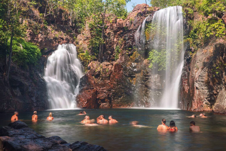 Baden an den Florence Falls