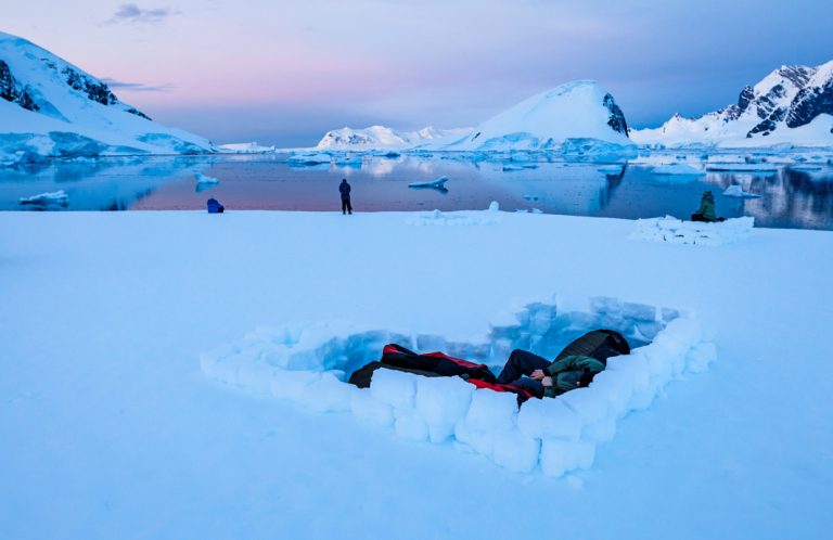 Kuscheliges Nachtlager im Schnee