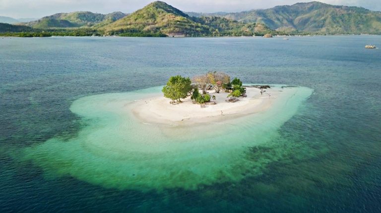 Kurs auf eine einsame Insel