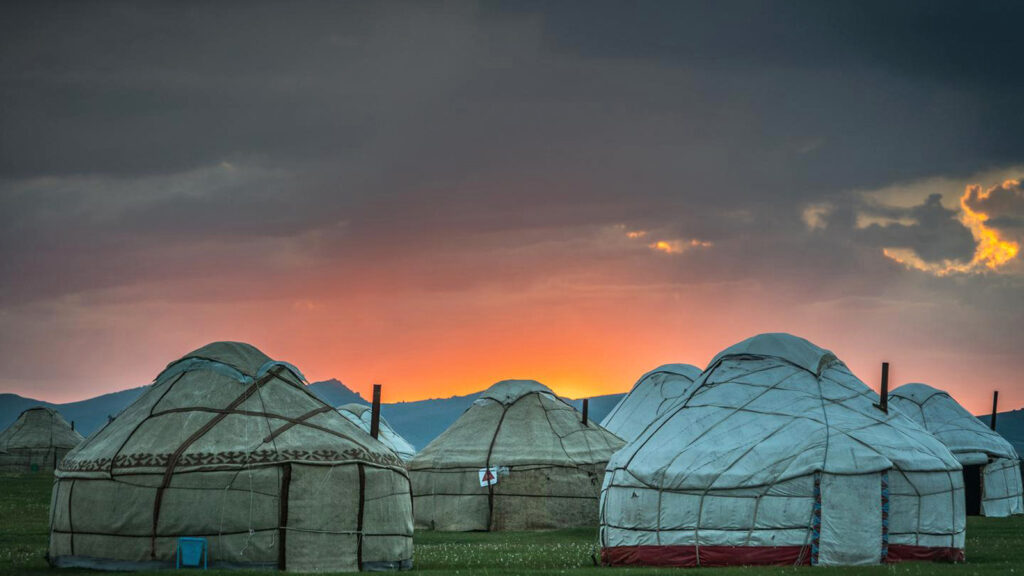 hoehepunkte-der-seidenstrasse-traveljunkies