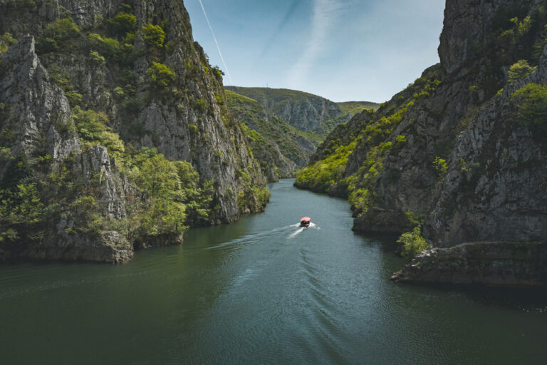 Der wunderschöne Matka Canyon