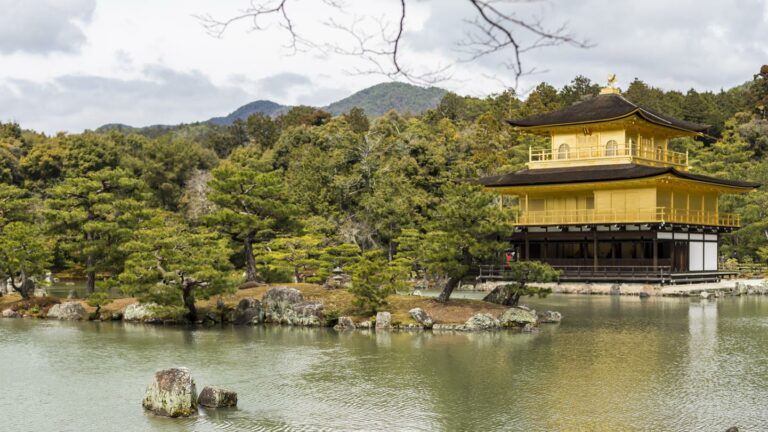 Der goldene Pavillon