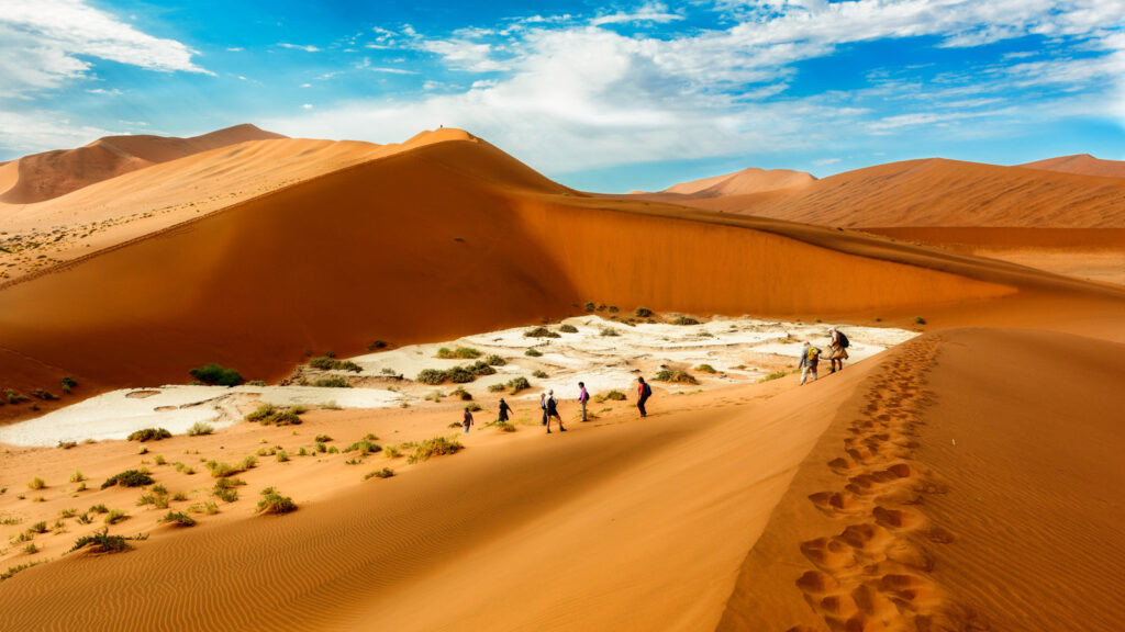 kapstadt-duenen-ueberland-abenteuerreise-nordwaerts-traveljunkies