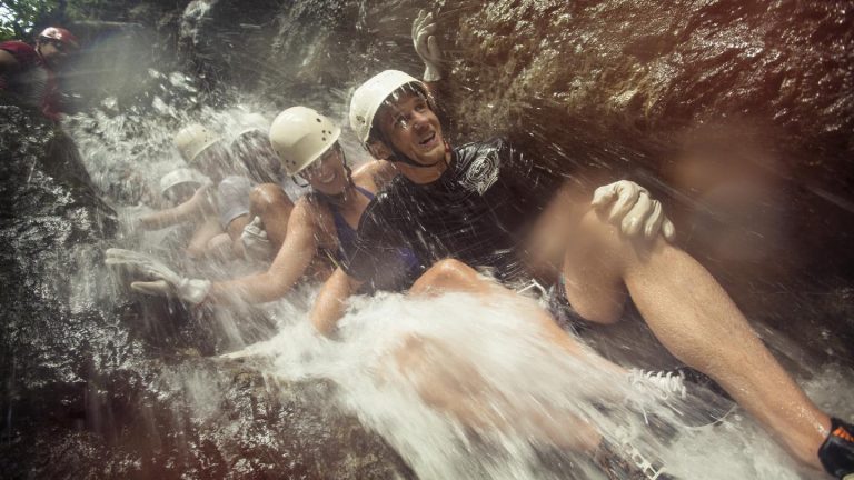 Canyoning in La Fortuna in Costa Rica