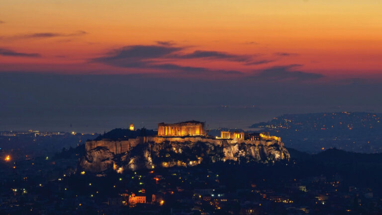 Athen bei Nacht erleben