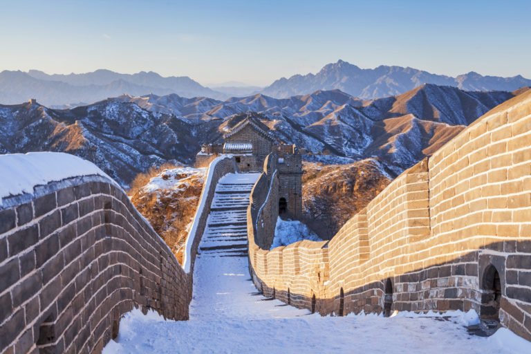 Die imposante Chinesische Mauer erklimmen