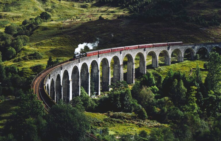 Das berühmte Glenfinnan Viaduct, Schottland
