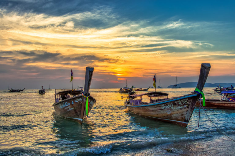 Abendstimmung auf den thailändischen Inseln