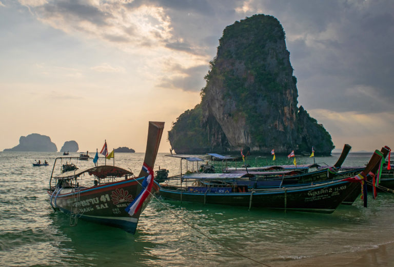 Abendstimmung auf den thailändischen Inseln