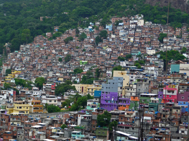 Das Leben in einer Favela kennenlernen