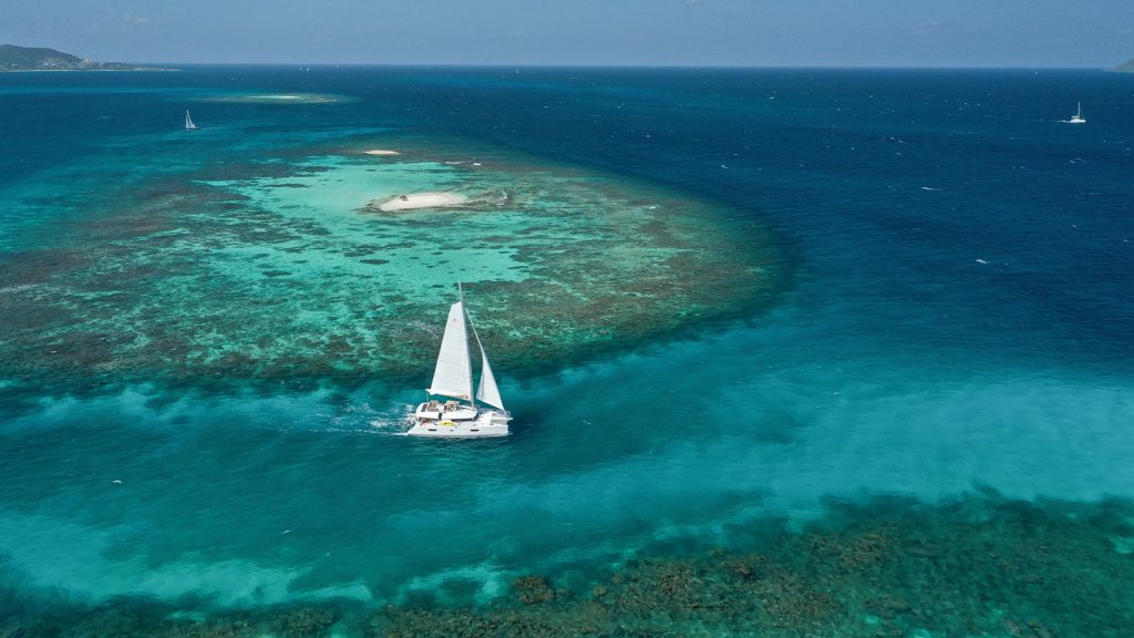Luxuriöser Segeltörn in der Karibik: Martinique, St. Lucia, St. Vincent und die Grenadinen