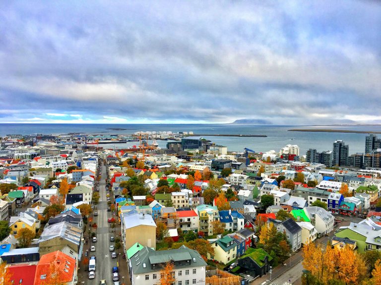 Farbenfrohes Reykjavik