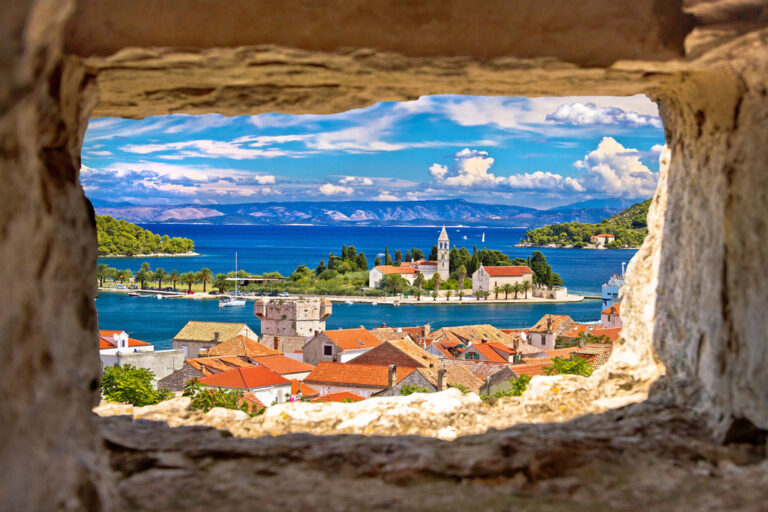 Blick auf das historische Vis