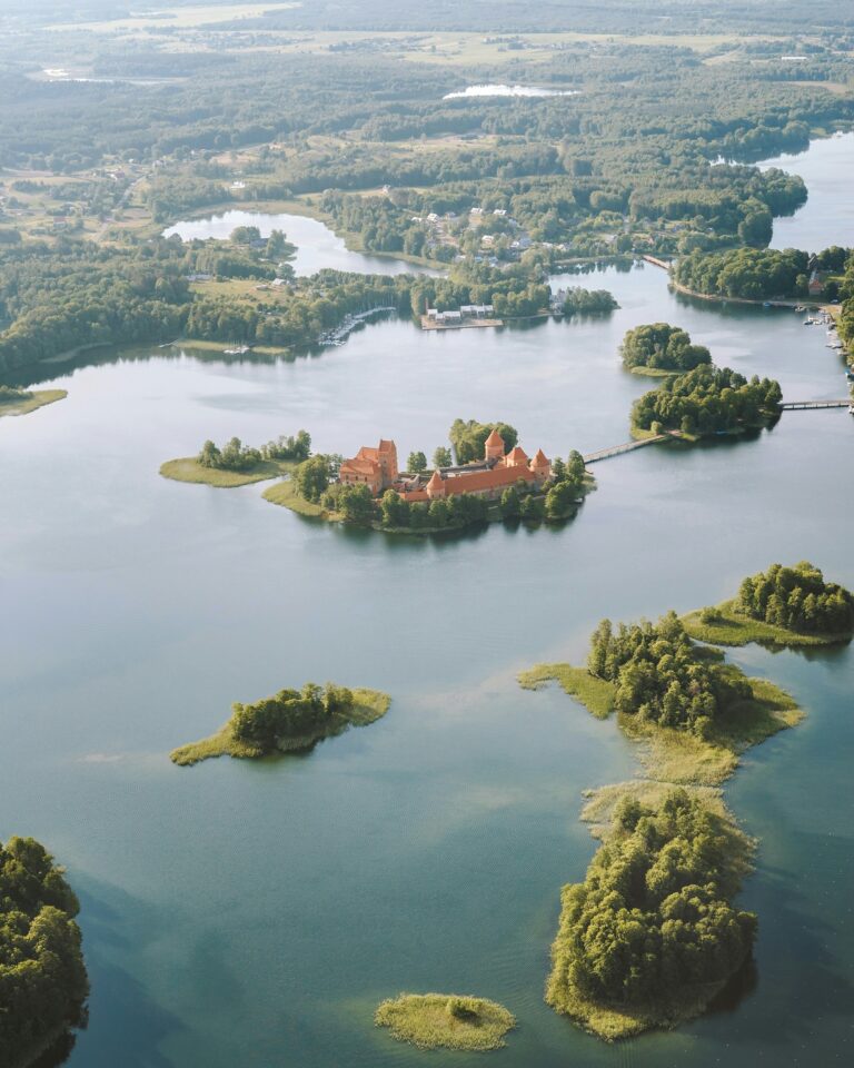 Trakai Island Castle: Ein märchenhaftes Juwel inmitten des Sees