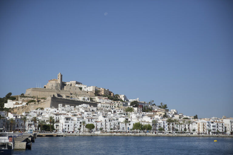 Der Hafen von Ibiza