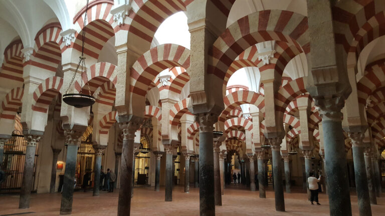 Die Bethalle der Mezquita Moschee