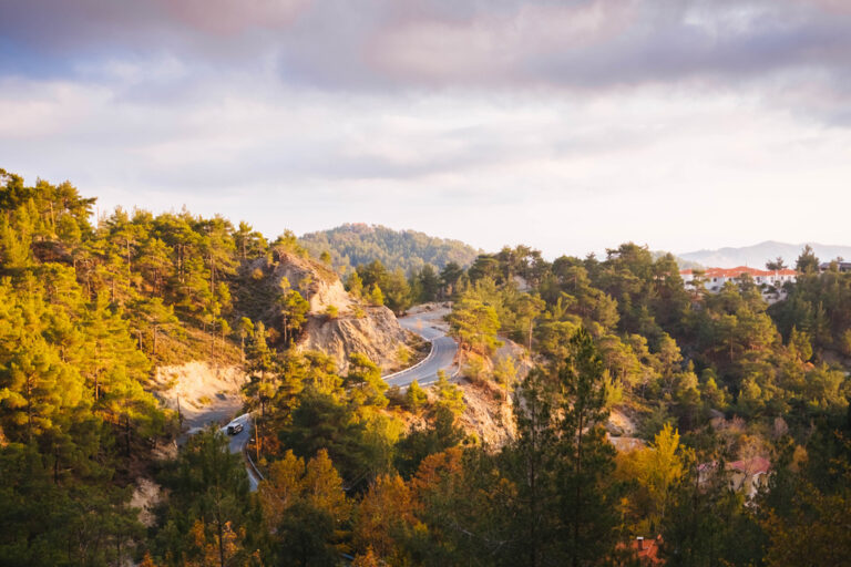 Unterwegs in Zyperns traumhafter Landschaft