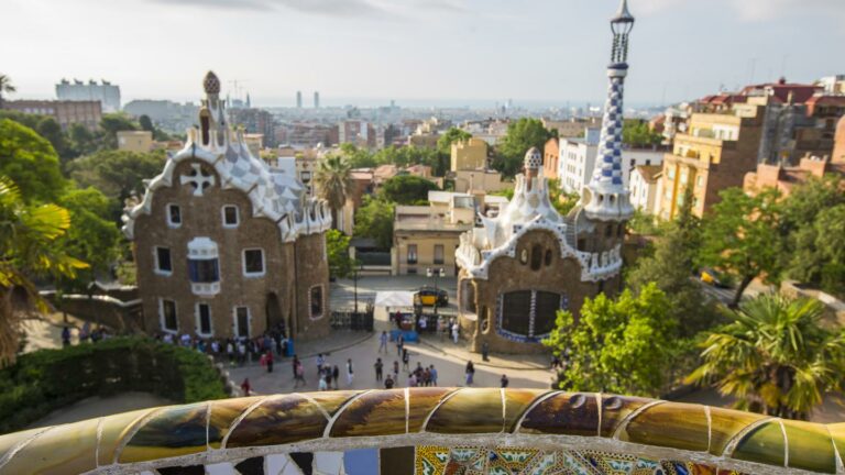 Blick auf Gaudis Park Güell