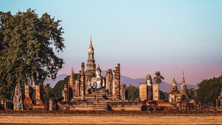 Die historische Tempelanlage von Sukhothai