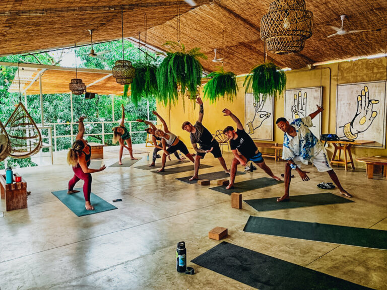 Entspannen lernen beim Yoga