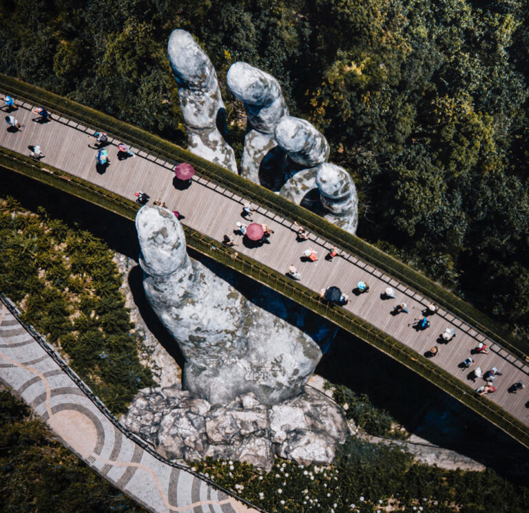 Die goldene Brücke ist ein echter Hingucker