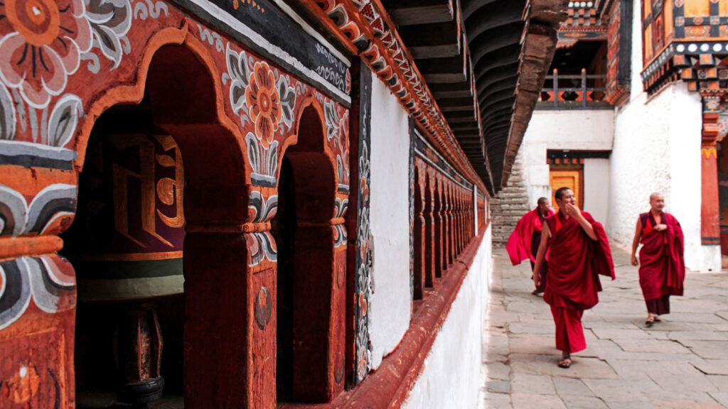 Bhutan Trekking Abenteuer – Highlights des Trans Bhutan Trails traveljunkies