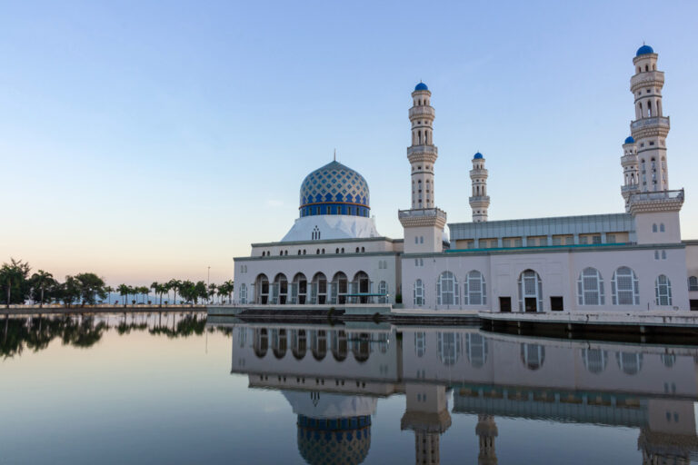 Die wunderschöne Masjid Bandaraya