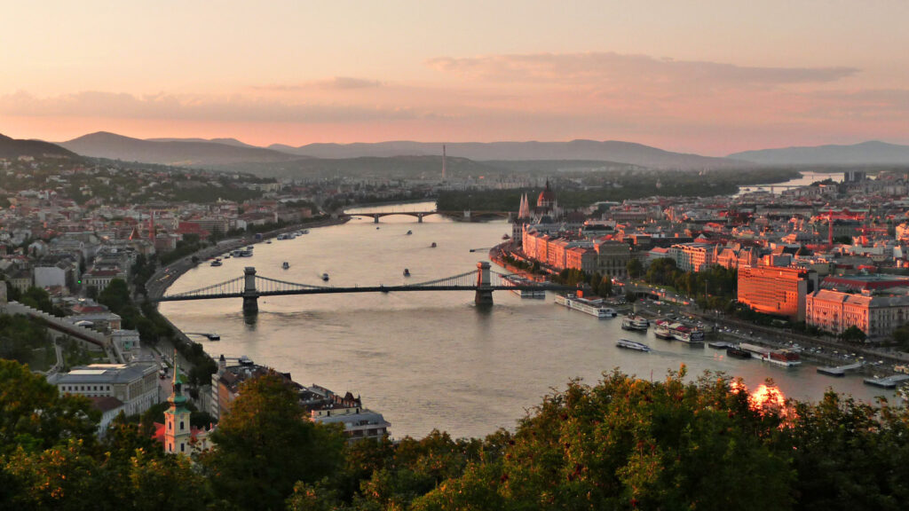 Städtereise für junge Leute durch Osteuropa traveljunkies