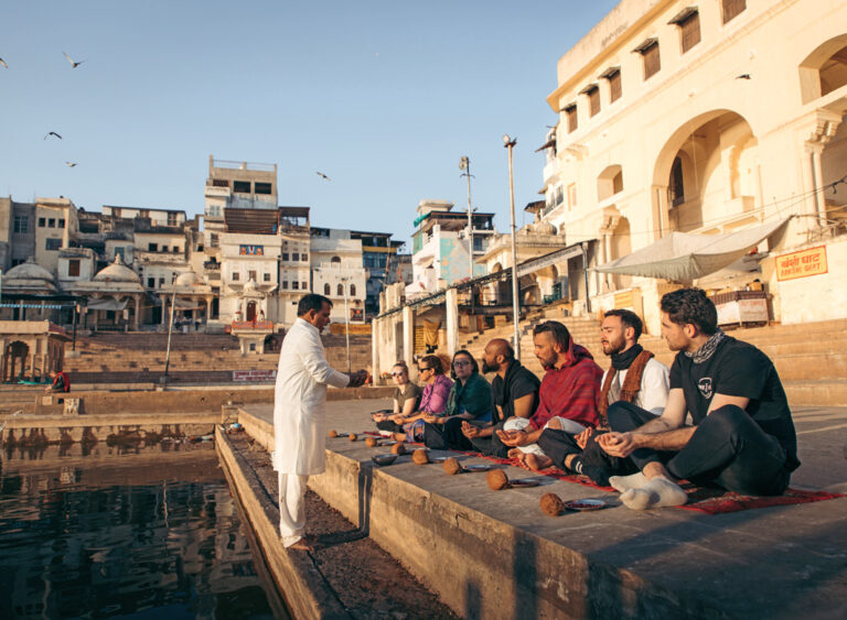 Segnung eines Brahmanen in Pushkar