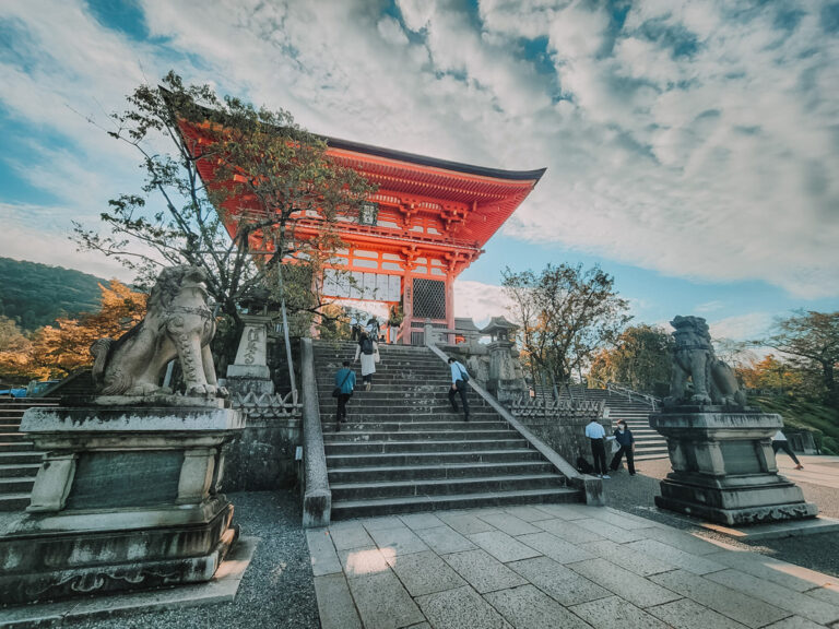 Wunderschöner Kiyomizu-dera Tempel