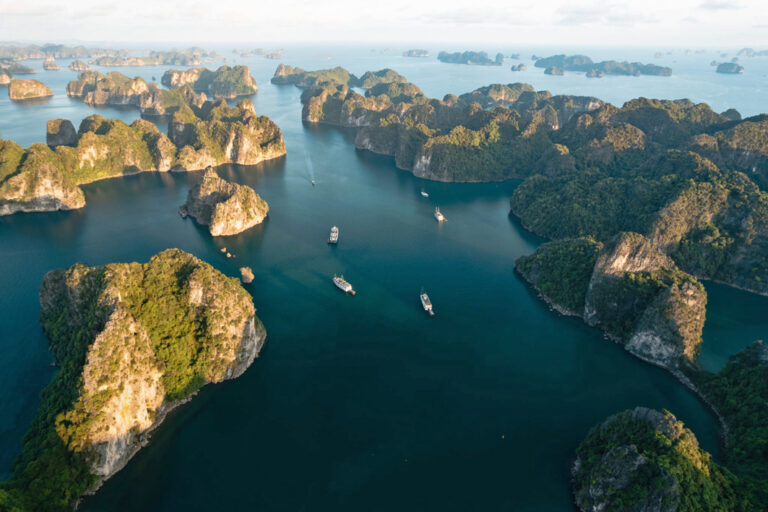 Atemberaubende Ha Long Bucht