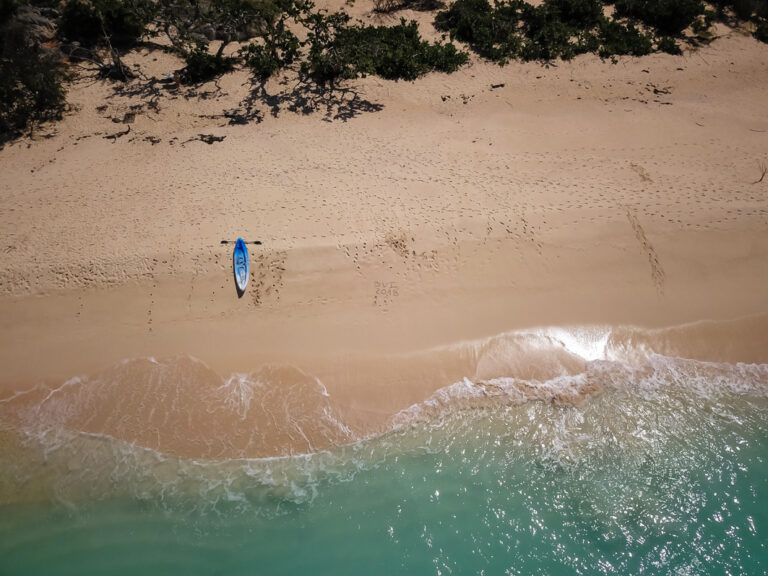 Mit dem Paddle Board zum Strand