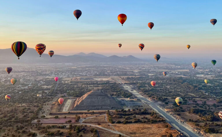 Mit dem Heißluftballon über die Pyramiden von Teotihuacán