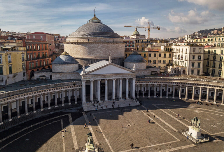 Die Piazza del Plebiscito