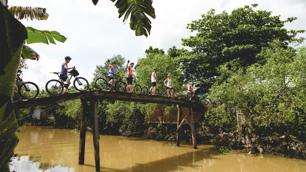 Mit dem Fahrrad durch Indochina traveljunkies