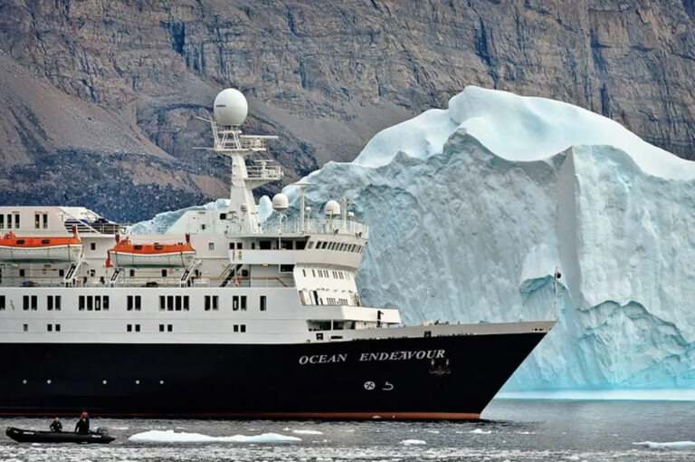 Mit dem Expeditionsschiff ins Abenteuer