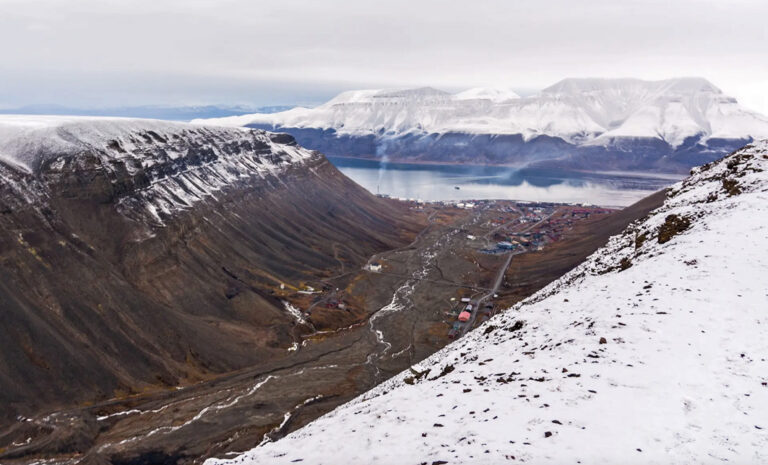 Blick auf Longyearbyen