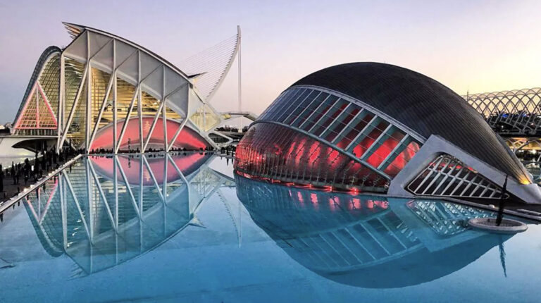 Ciutat de les Arts i les Ciències in Valencia