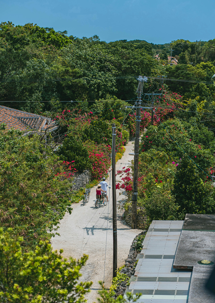 Fahrradfahrer auf Taketomi Island