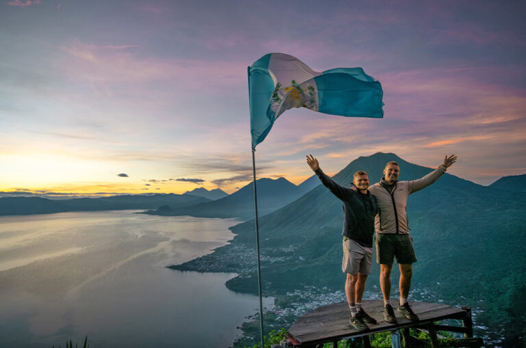 Ausblick beim Sonnenaufgang vom Mayan Face Mountain