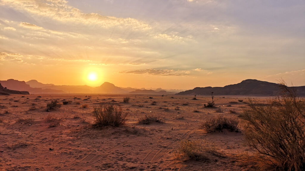 Sonnenuntergang in der Wüste Wadi Rum