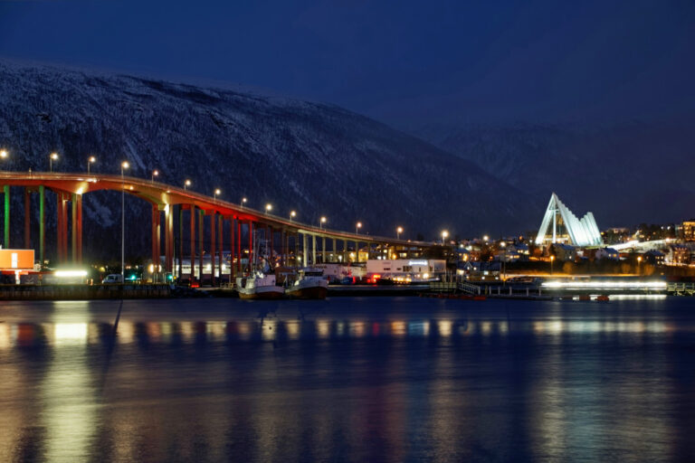 Tromsø bei Nacht