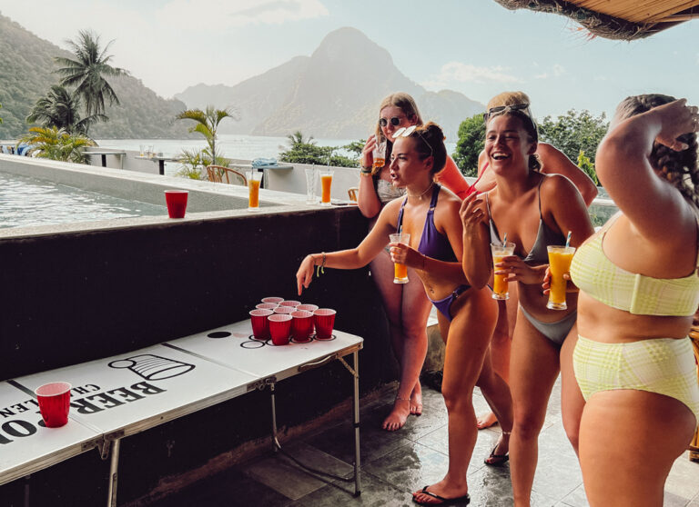 Spaß beim Beer Pong