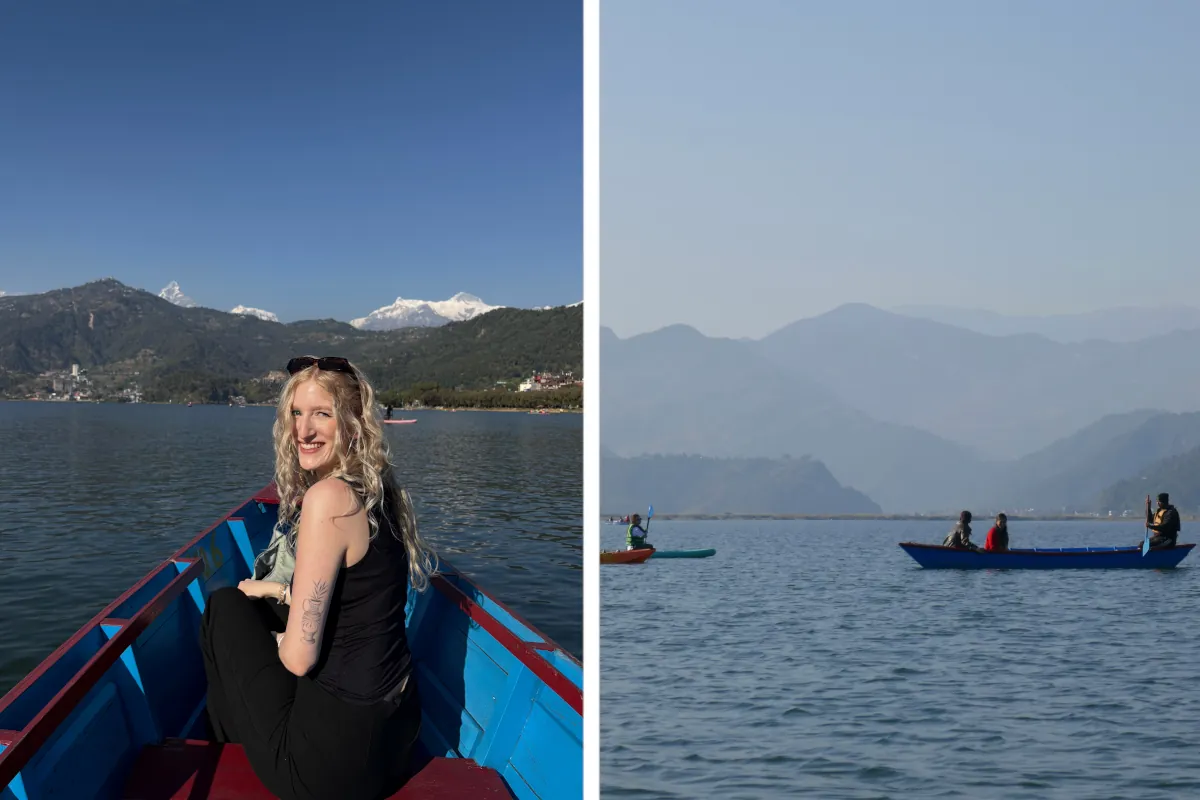 Bootsfahrt auf dem Phewa Lake in Pokhara mit Blick auf den Himalaya in Nepal