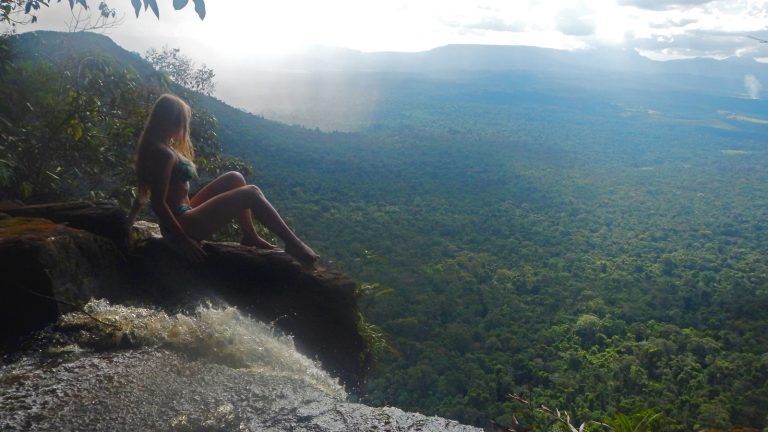 Auyan Tepui Besteigung & Angel Falls Expedition in Venezuela Trekking traveljunkies