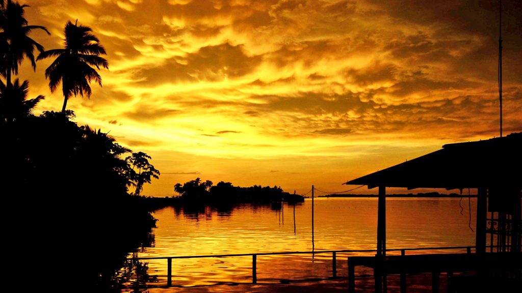 Maracaibo See in Venezuela. Bundesstaat Zulia mit Catatumbo Delta und Wetterleuchten traveljunkies
