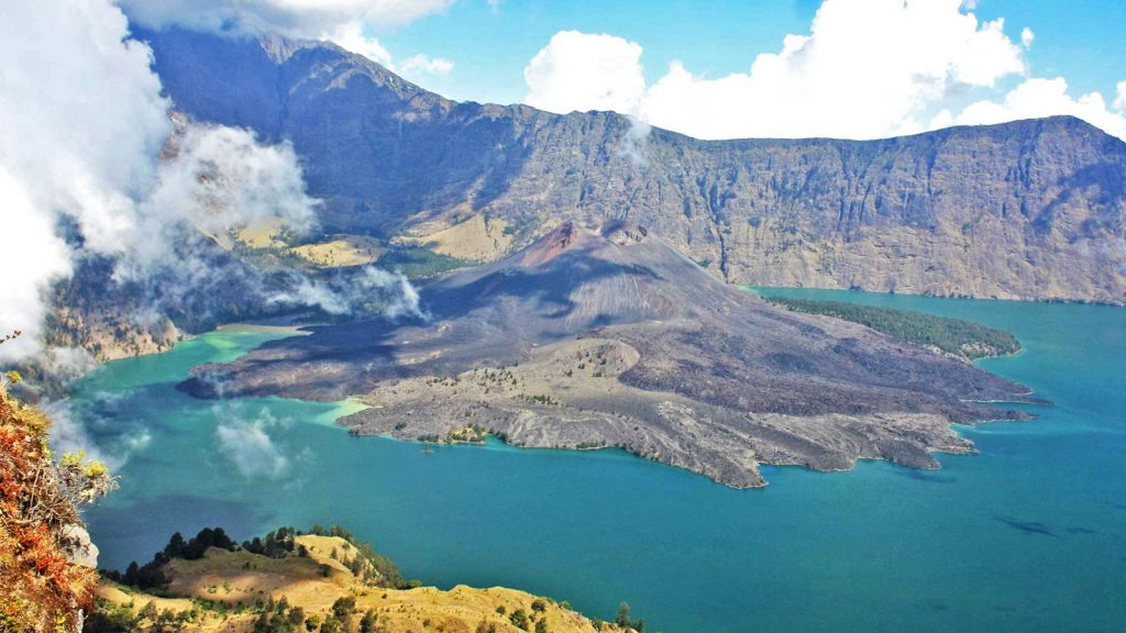 Mount Rinjani Trekking Lombok in Indonesien traveljunkies