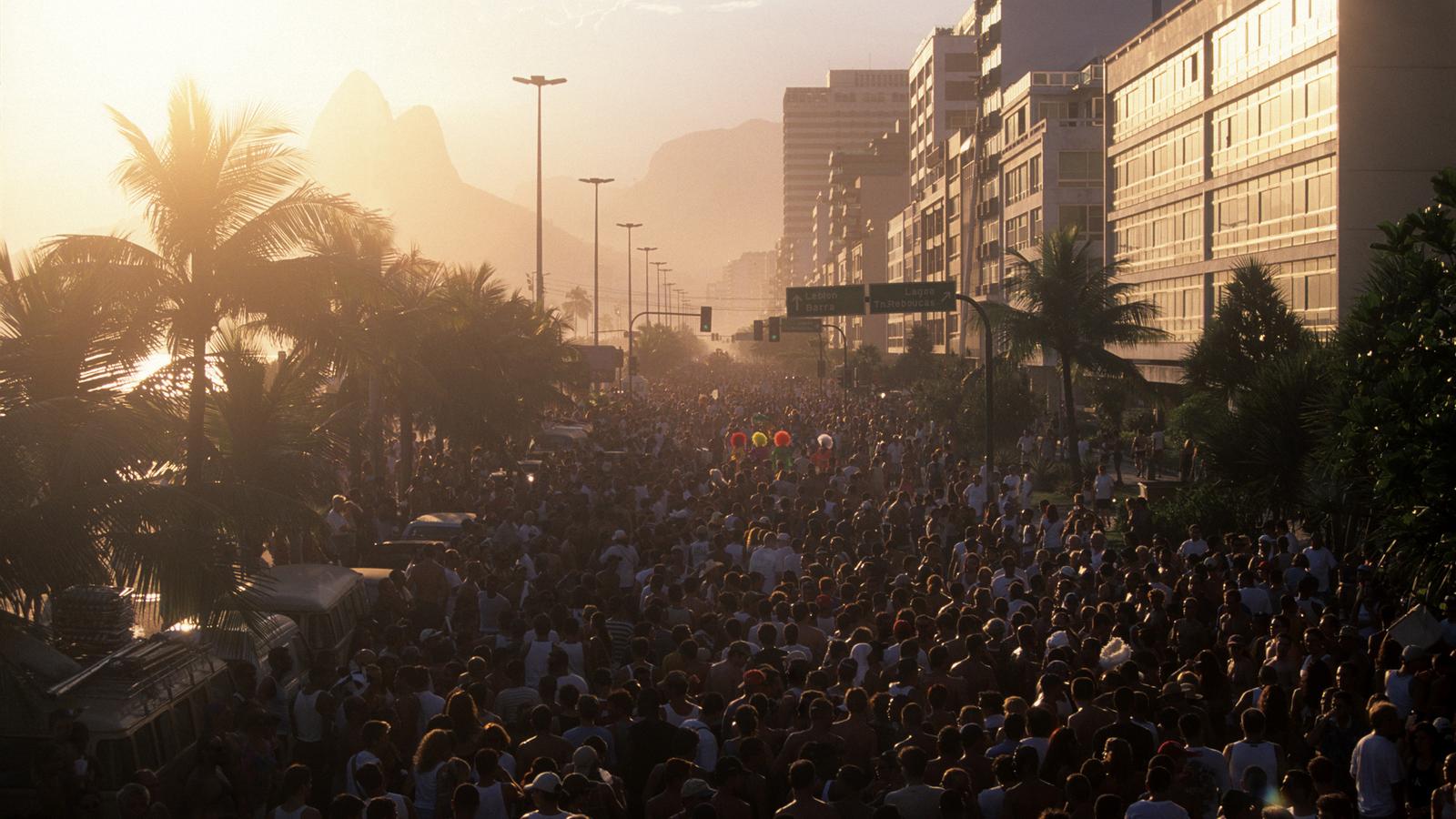 Rio de Janeiro Carnival preiswert reisen im Hostel Brasilien Reise für junge Leute traveljunkies