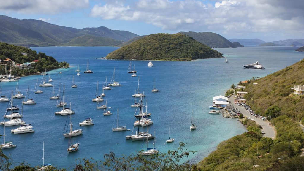 Segelkreuzfahrt Britische Jungferninseln Mitsegeln in der Karibik traveljunkies